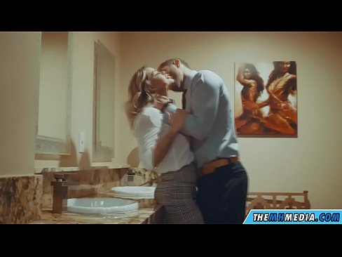 ❤️ Apabila awek berambut perang menggoda anda di tandas awam ❤❌ Lucah tegar pada kami ms.porno-filmy.ru ❌